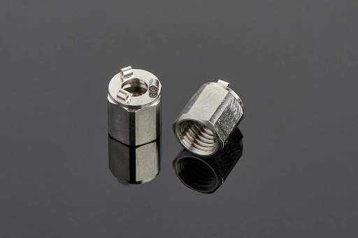 How Does CNC Precision Turning Improve Accuracy in Complex Components?